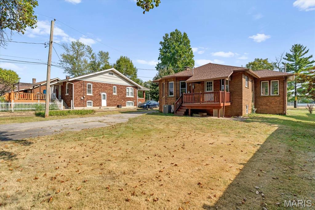 24 South 95th Street Belleville, IL 62223 - Photo 5 of 33