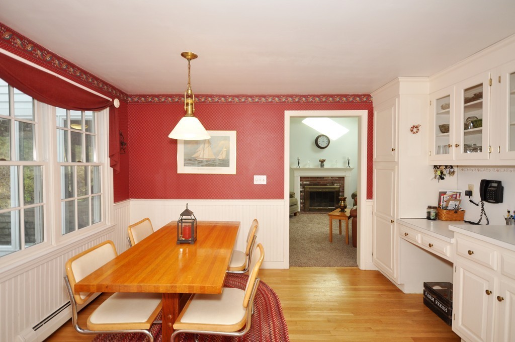288 Border Road Concord, MA 01742 - Photo 6 of 18