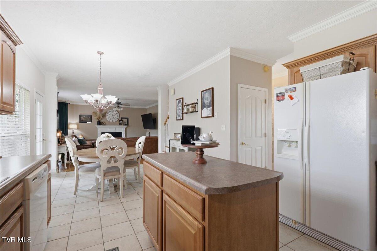924 Saddle Ridge Lane Morristown, TN 37814 - Photo 16 of 42 16-012_7K9A3705