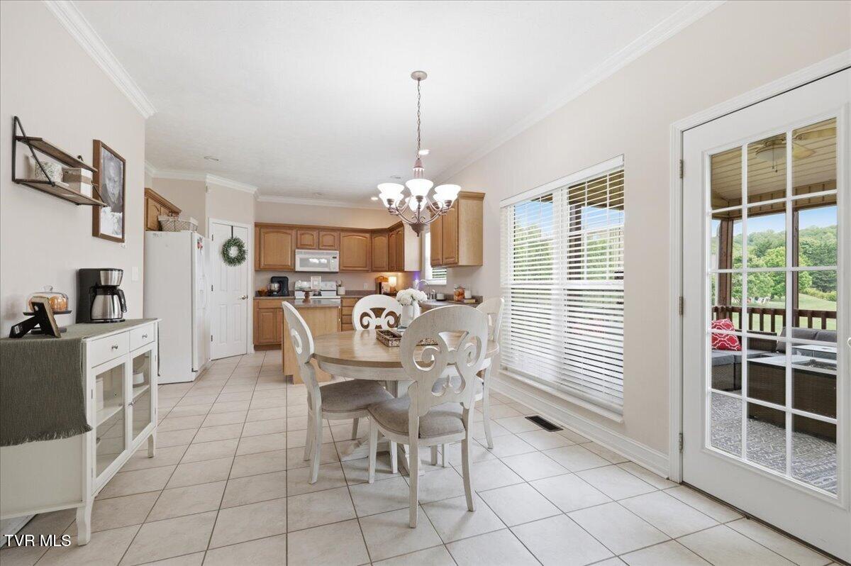 924 Saddle Ridge Lane Morristown, TN 37814 - Photo 23 of 42 23-016_7K9A3708