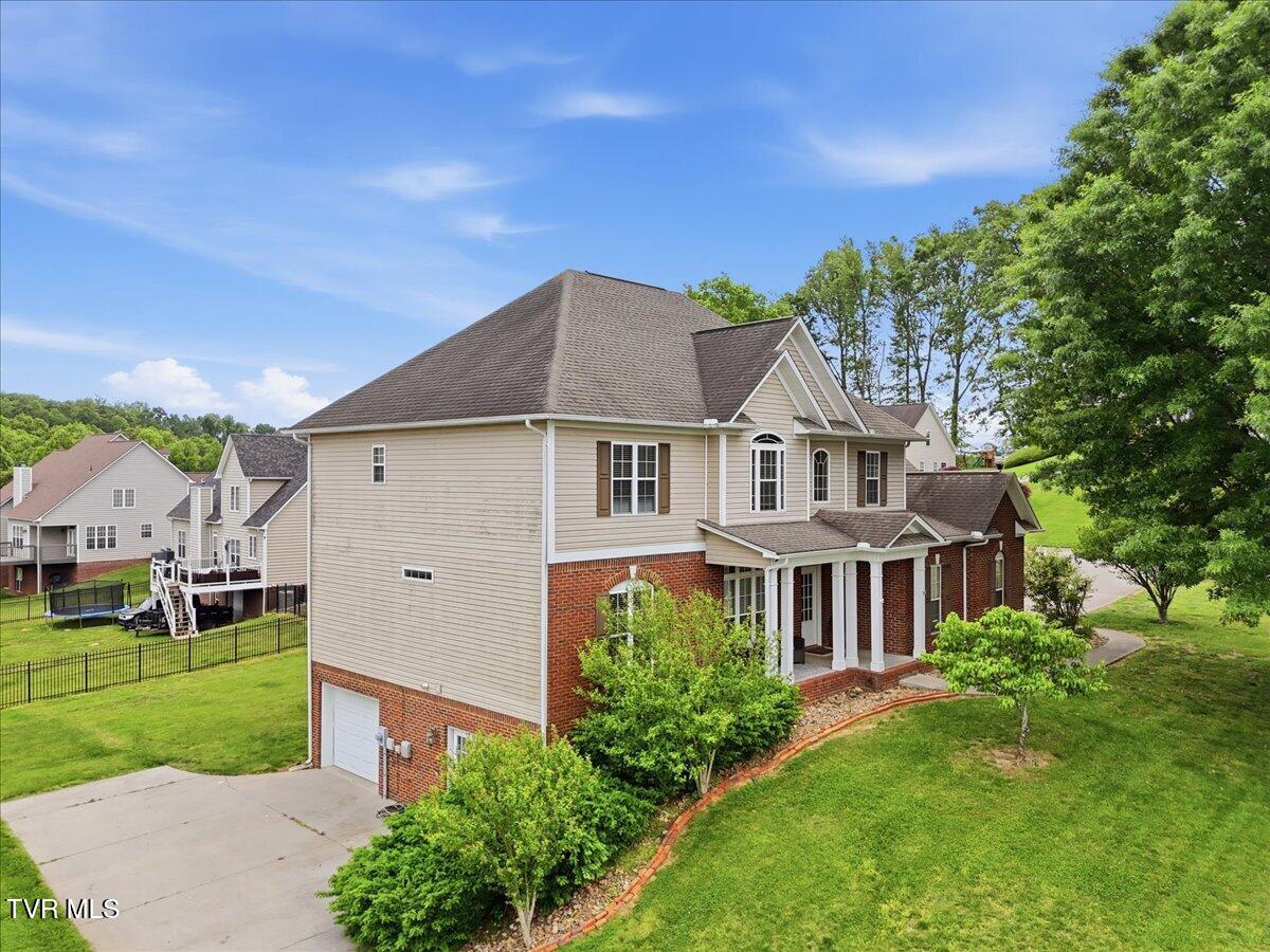 924 Saddle Ridge Lane Morristown, TN 37814 - Photo 3 of 42 03-004_DJI_20260505140728_0301_D