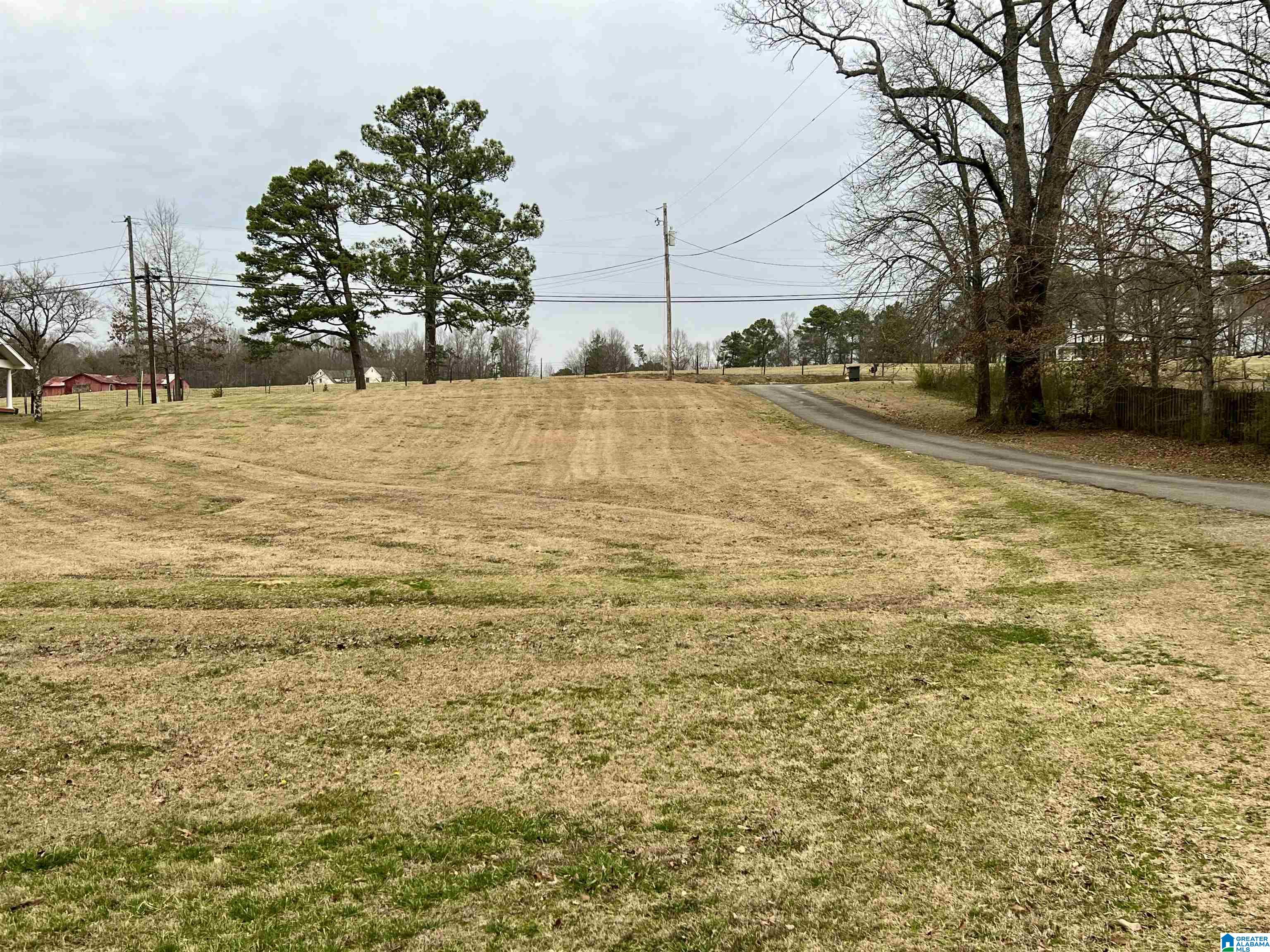 208 West Shugart Ridge Road, Unit 2 Gardendale, AL 35071 - Photo 2 of 11 Gallery Image 2