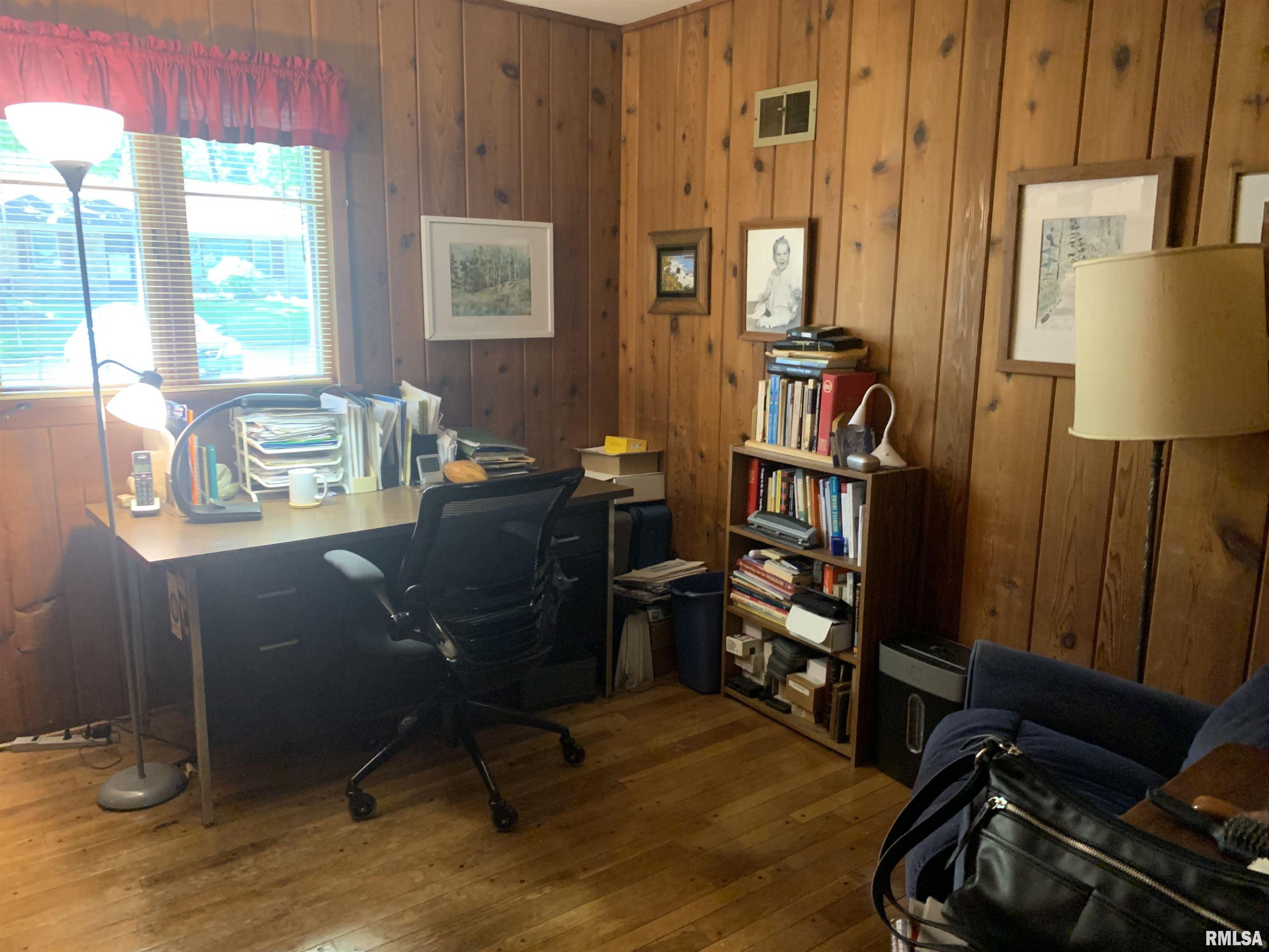 1811 East Maple Ridge Drive Peoria, IL 61603 - Photo 14 of 34