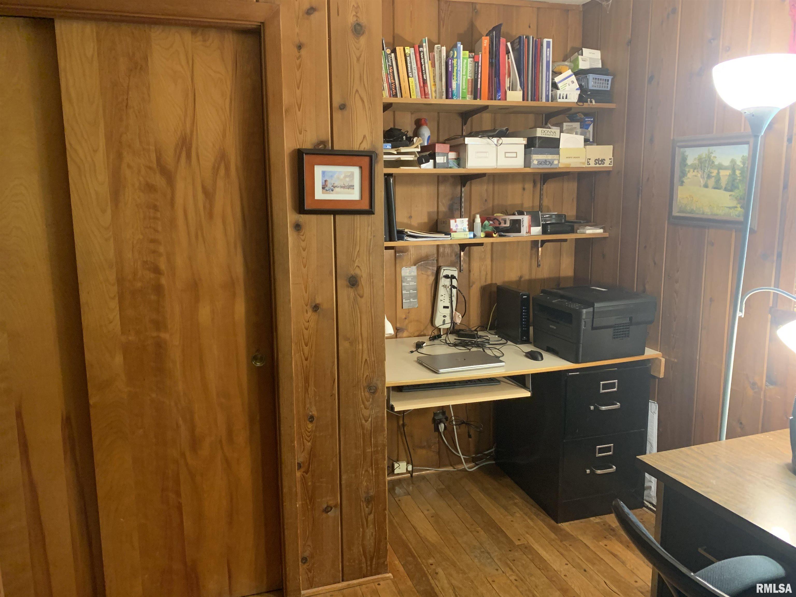 1811 East Maple Ridge Drive Peoria, IL 61603 - Photo 15 of 34