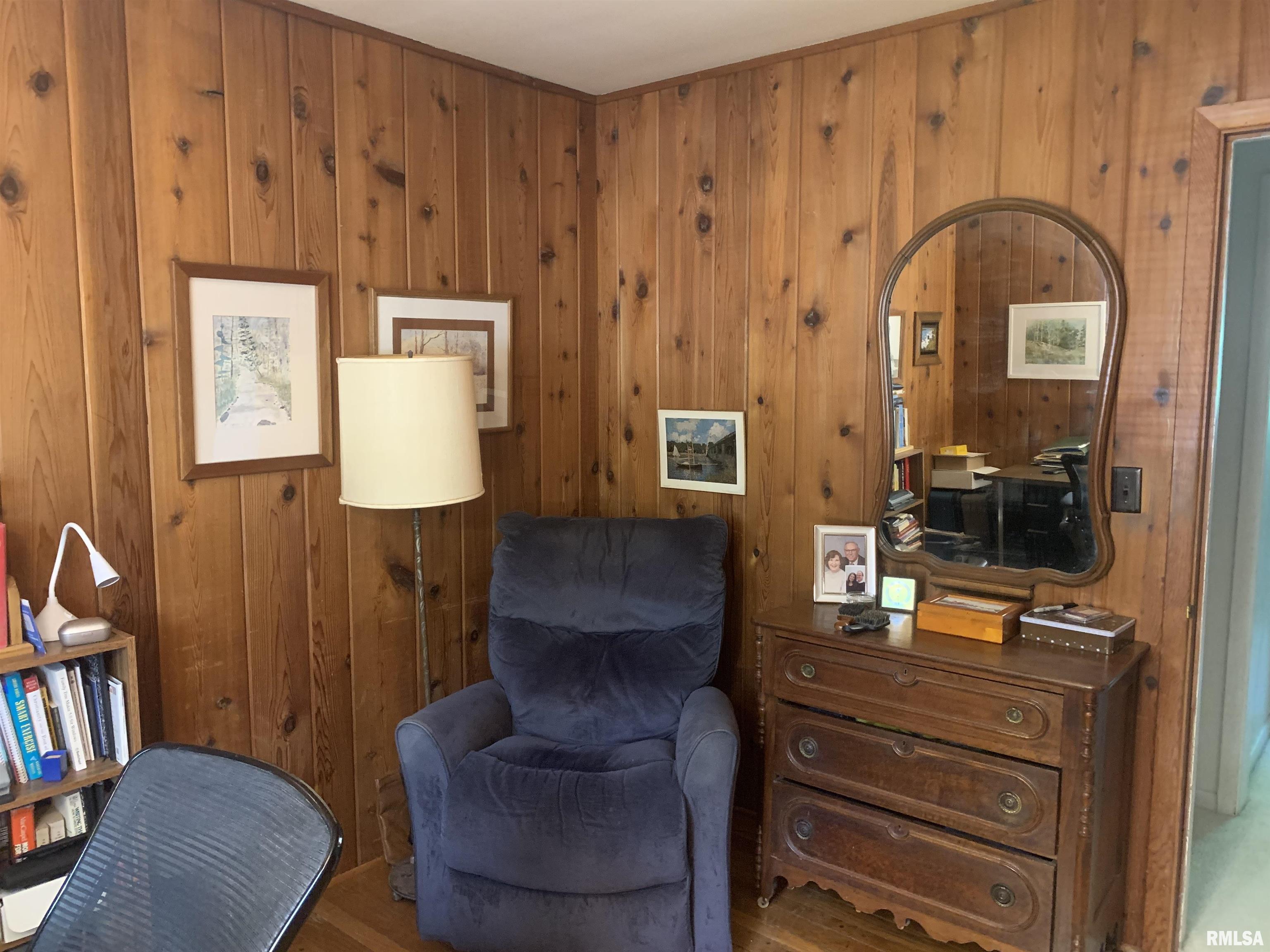 1811 East Maple Ridge Drive Peoria, IL 61603 - Photo 16 of 34