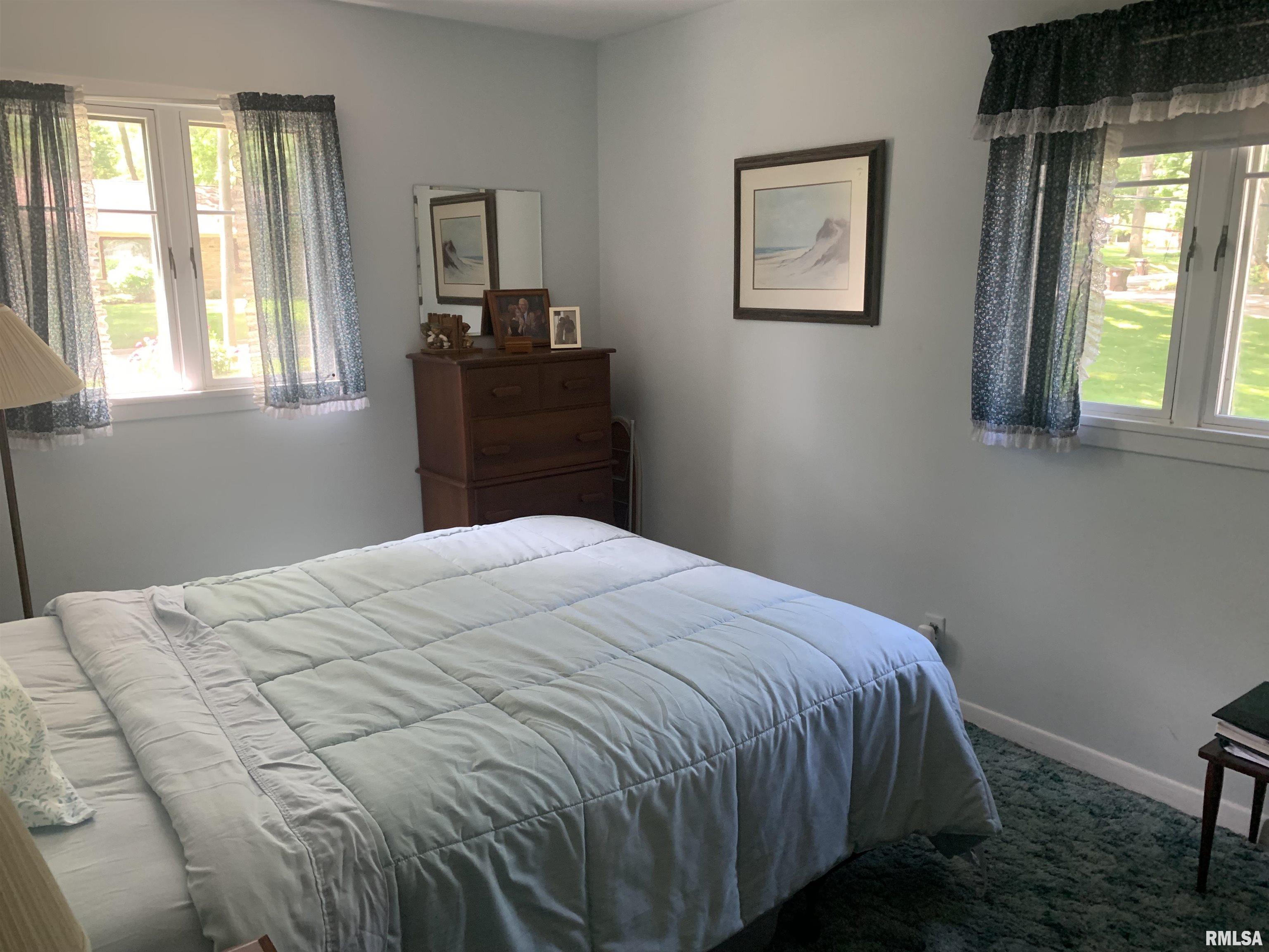 1811 East Maple Ridge Drive Peoria, IL 61603 - Photo 17 of 34