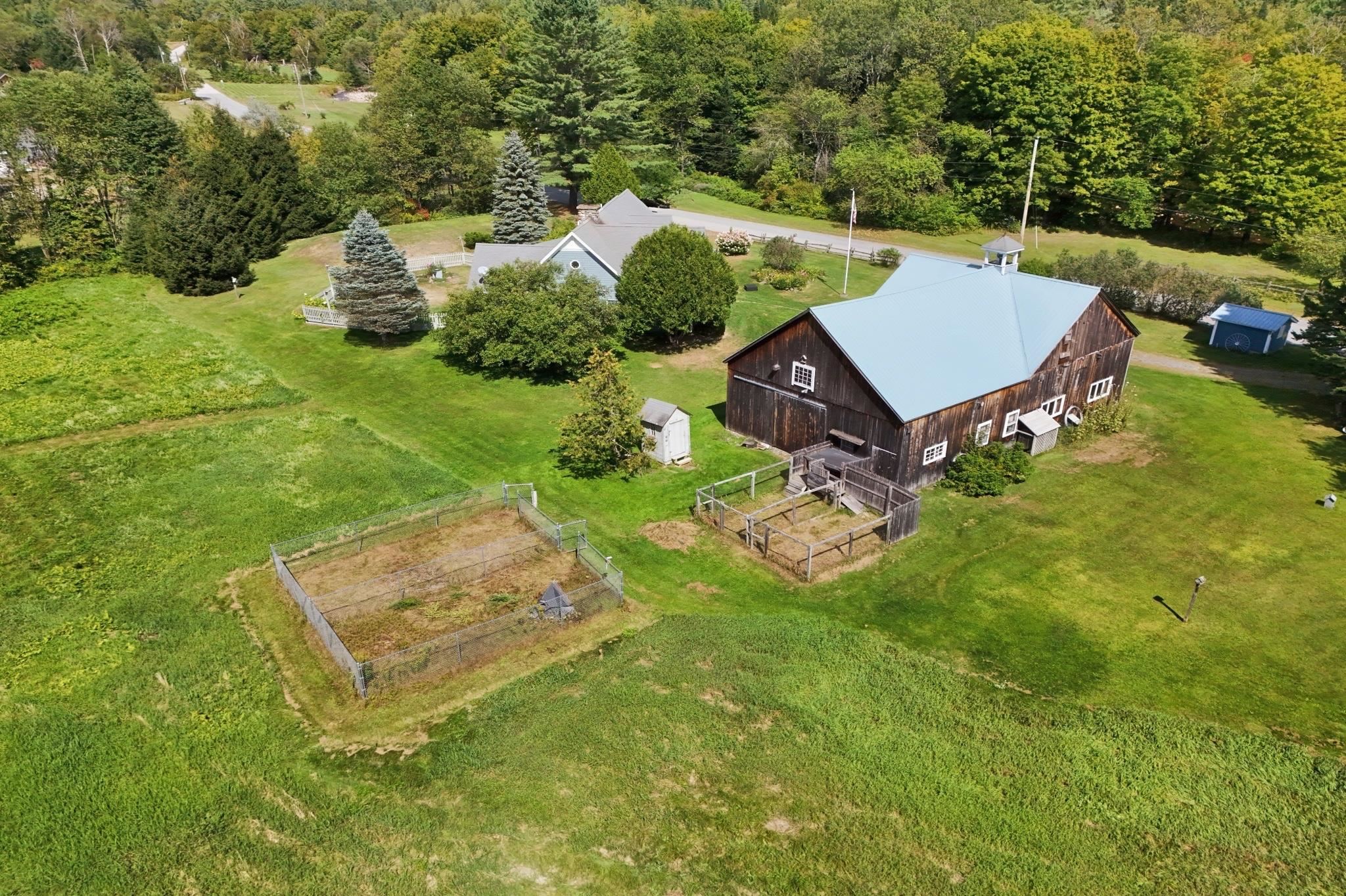 441 Sugarloaf Road Stratford, NH 03590 - Photo 3 of 48