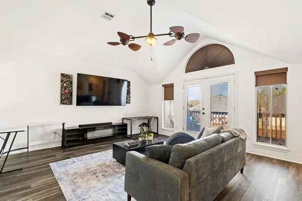 $572,470 | 3905 Lakeside Drive, Rowlett, TX 75088