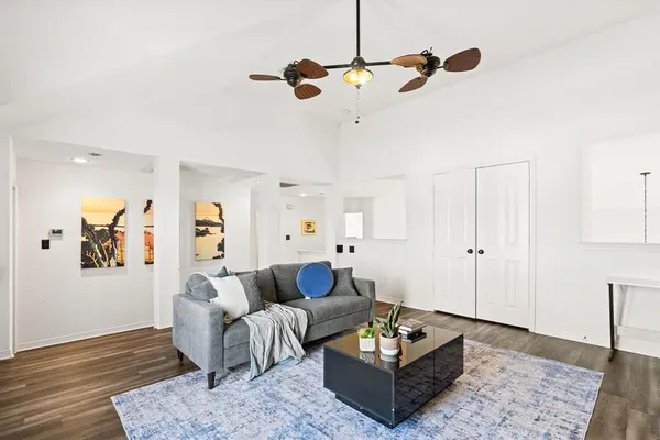 $572,470 | 3905 Lakeside Drive, Rowlett, TX 75088