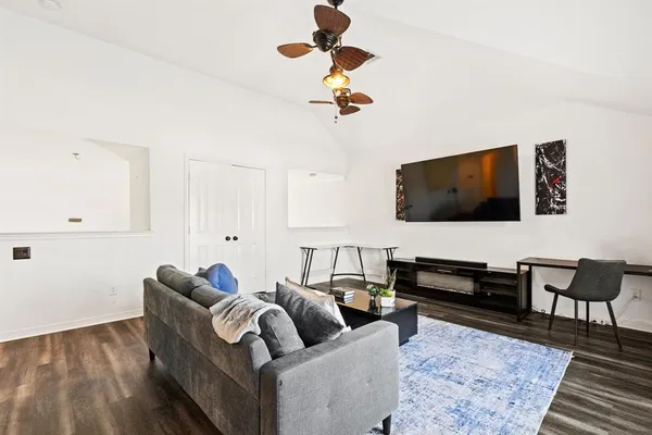 $572,470 | 3905 Lakeside Drive, Rowlett, TX 75088