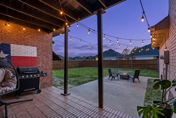 $572,470 | 3905 Lakeside Drive, Rowlett, TX 75088