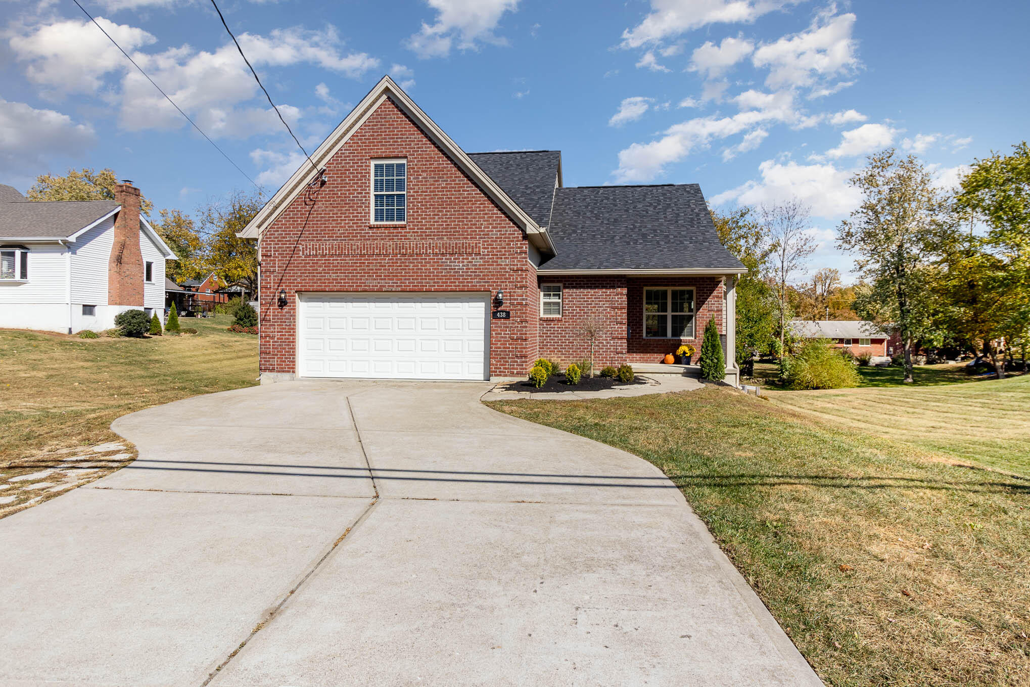 438 Erlanger Road Erlanger, KY 41018 - Photo 2 of 25 Gallery Image 2