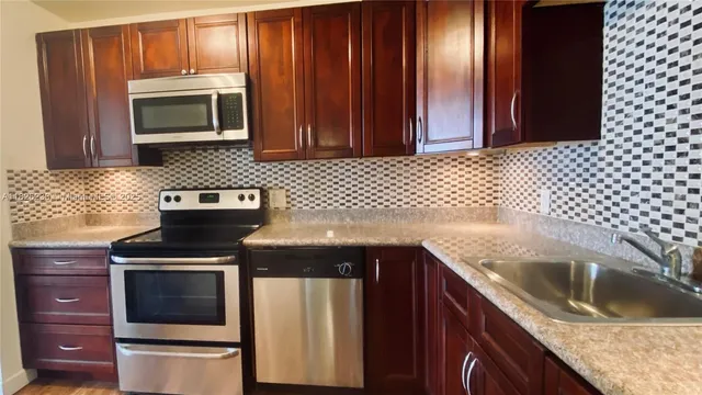 $148,000 | 2025 Northeast 164th Street, Unit 901, North Miami Beach, FL 33162