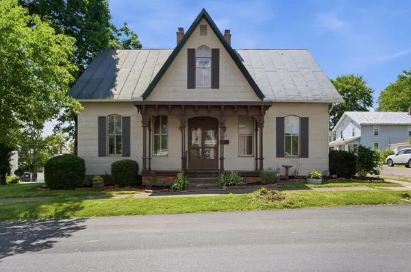 $239,900 | 121 North Main Street, Baltimore, OH 43105