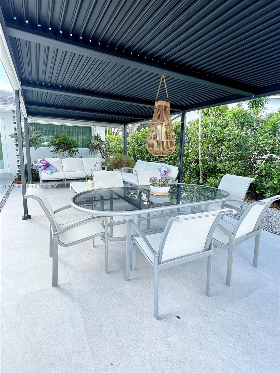 9121 Southwest 85th Street Miami, FL 33173 - Photo 25 of 52