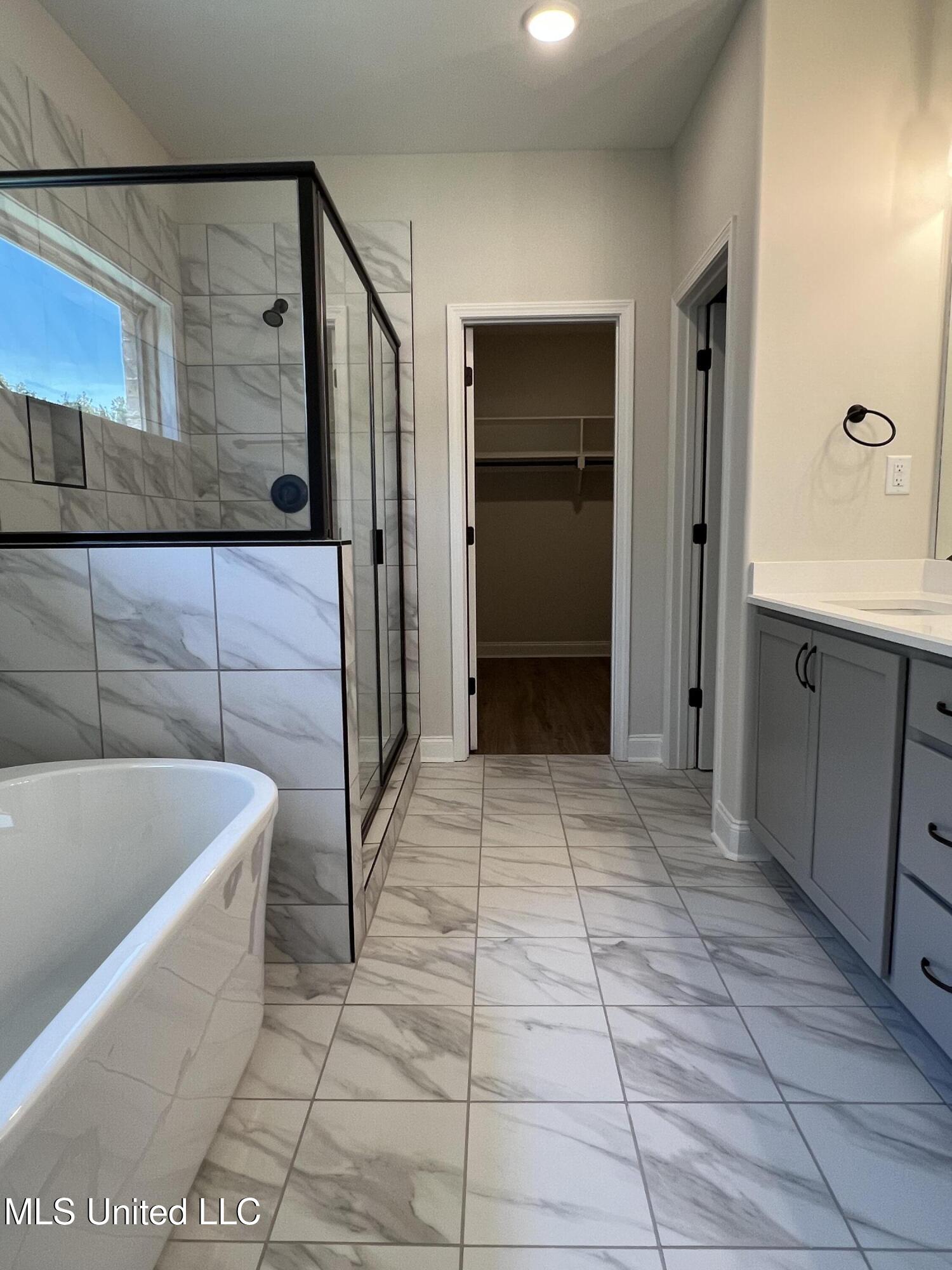 2201 Scott Mdws Lane Hernando, MS 38632 - Photo 7 of 15 IMG_3244