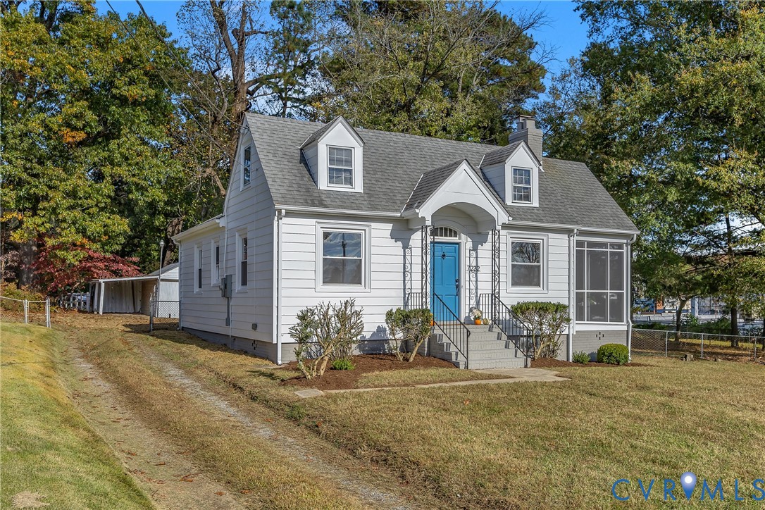 7232 Edgeworth Road Mechanicsville, VA 23111 - Photo 2 of 31 Cape cod home featuring roof with shingles and a c