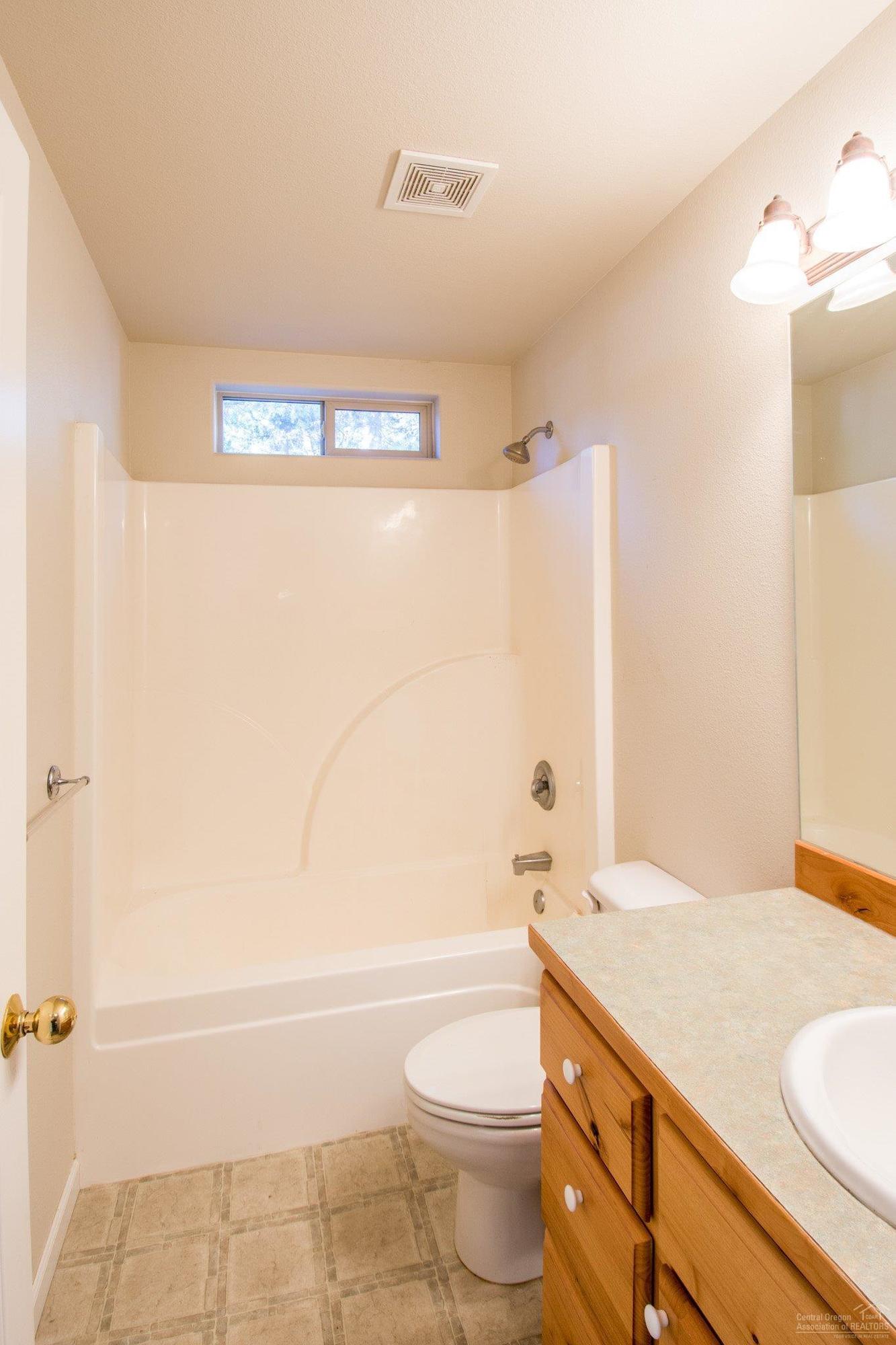 17166 Merced Road Bend, OR 97707 - Photo 15 of 24 Additional Photo