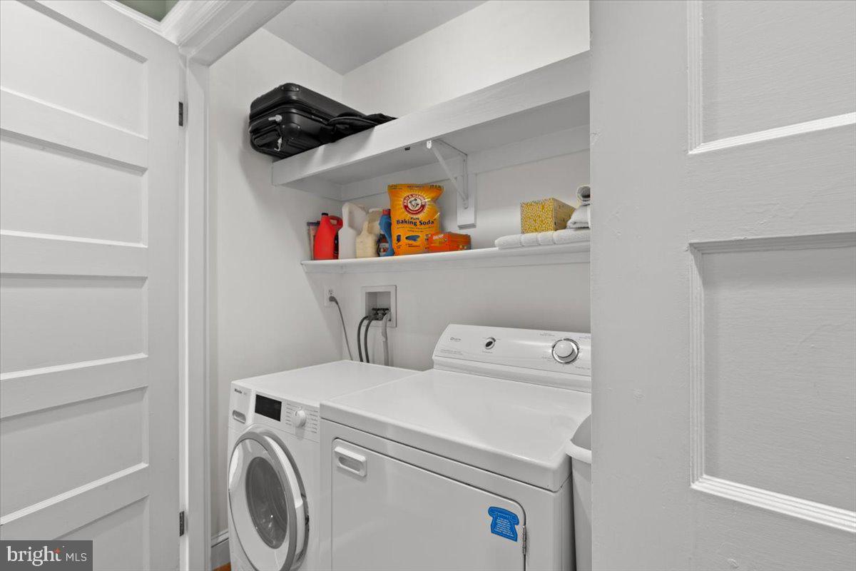 2816 27th Street Northwest Washington, DC 20008 - Photo 33 of 71 a utility room with dryer and washer
