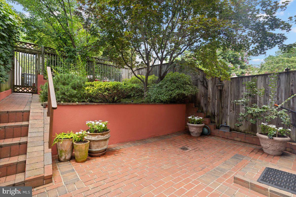 2816 27th Street Northwest Washington, DC 20008 - Photo 47 of 71