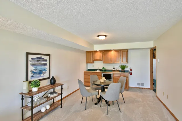 $519,000 | 1640 Waterbury, Waconia, MN 55387