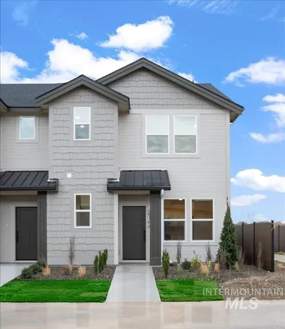$414,900 | 2160 East Deep Purple Lane, Meridian, ID 83642