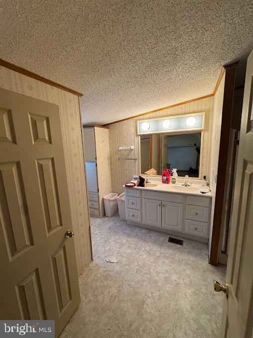 118 Beth Place Dover, DE 19901 - Photo 10 of 13 a view of room with furniture and flat screen tv