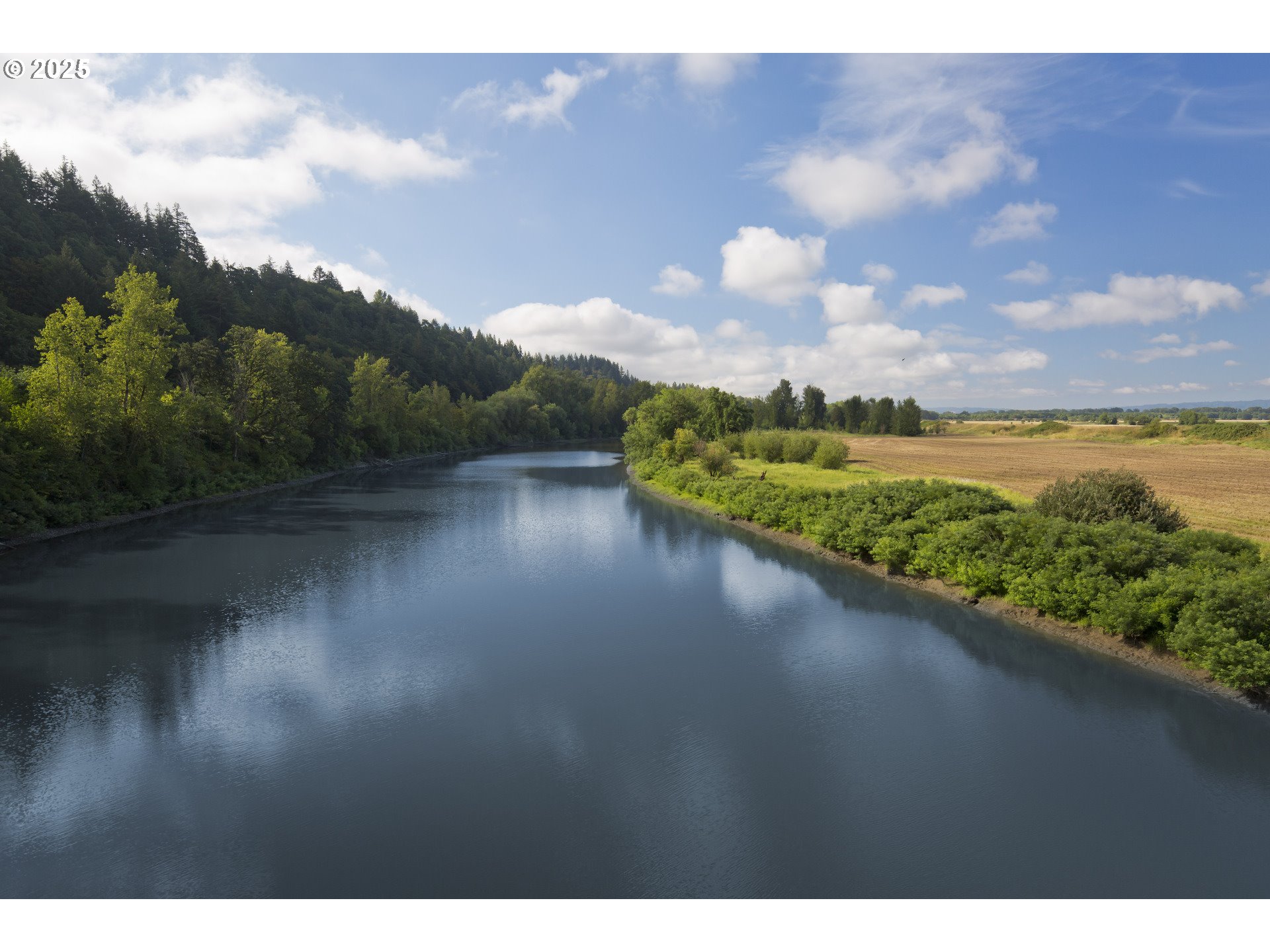 2650 South 4th Way Ridgefield, WA 98642 - Photo 40 of 43 a view of a lake with a city