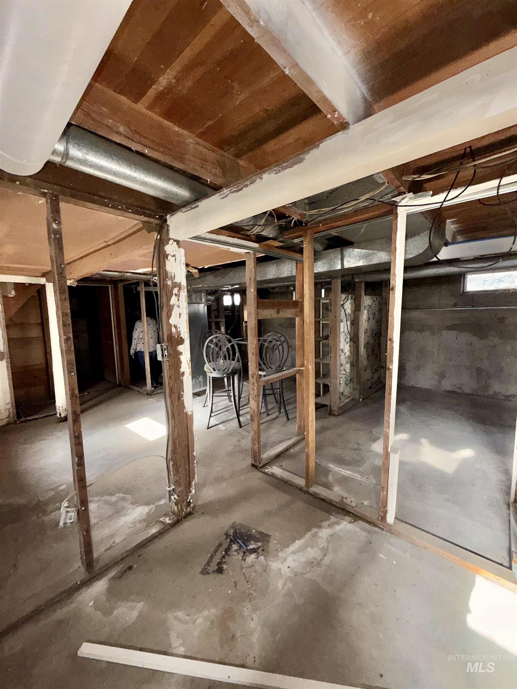 478 2nd Street West Hansen, ID 83334 - Photo 13 of 15 View of unfinished basement