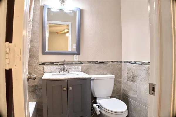 $289,900 | 2709 Meadows Drive, Plano, TX 75074