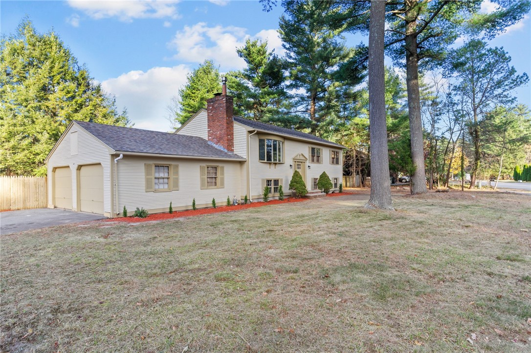 39 Circlewood Drive Coventry, RI 02816 - Photo 37 of 44