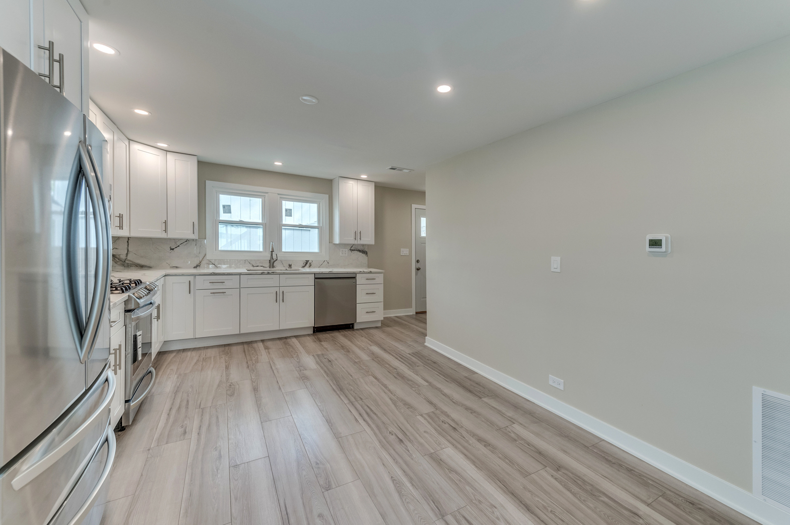 159 Eagle Point Road Fox Lake, IL 60020 - Photo 5 of 20