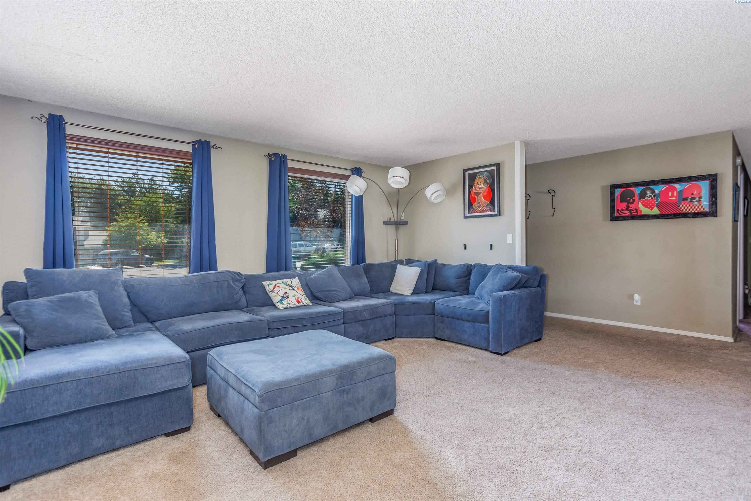 1510 South Reed Court Kennewick, WA 99338 - Photo 5 of 34 Gallery Image 5