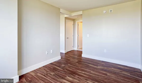 $2,745 | 2200 Benjamin Franklin Parkway, Unit 1BN1805, Philadelphia, PA 19130