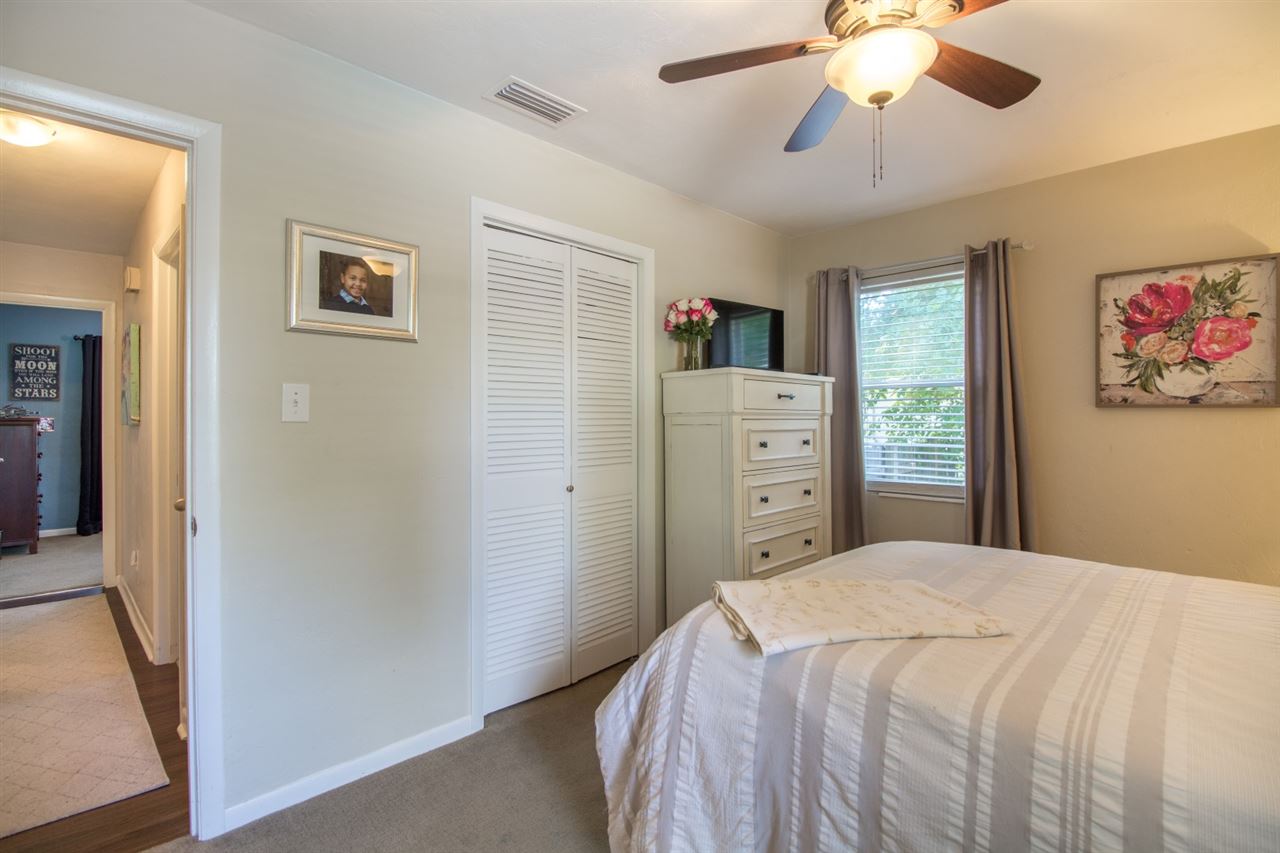 2710 Raintree Circle Tallahassee, FL 32308 - Photo 10 of 36 Gallery Image 10