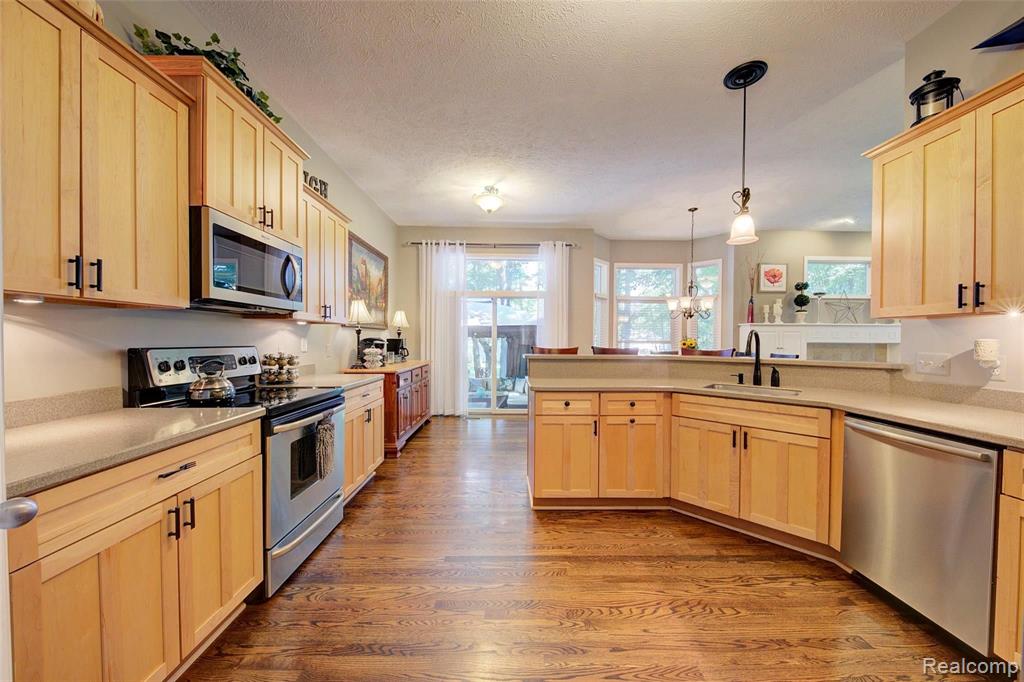 3100 Ridley Way Howell, MI 48843 - Photo 15 of 55