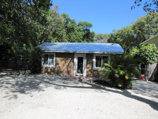 648 Palma Road Key Largo, FL 33037 - Photo 1 of 23 IMG_1064