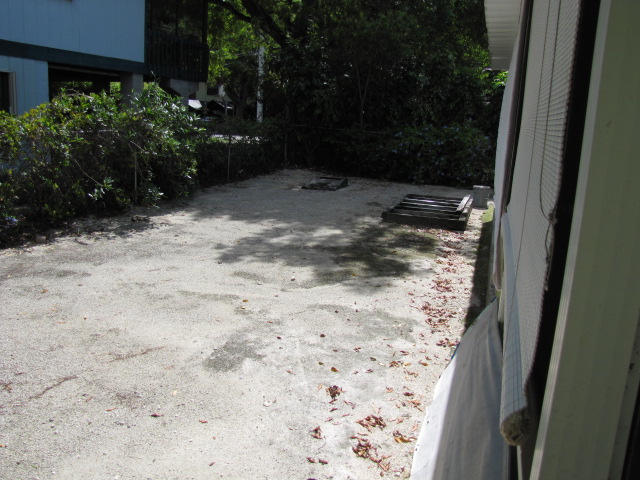 648 Palma Road Key Largo, FL 33037 - Photo 8 of 23 IMG_1407