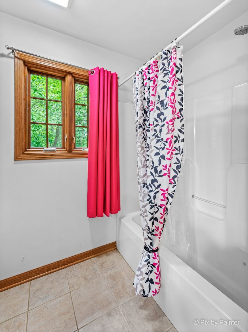 1151 Cermak Road Algonquin, IL 60102 - Photo 23 of 50 Gallery Image 23