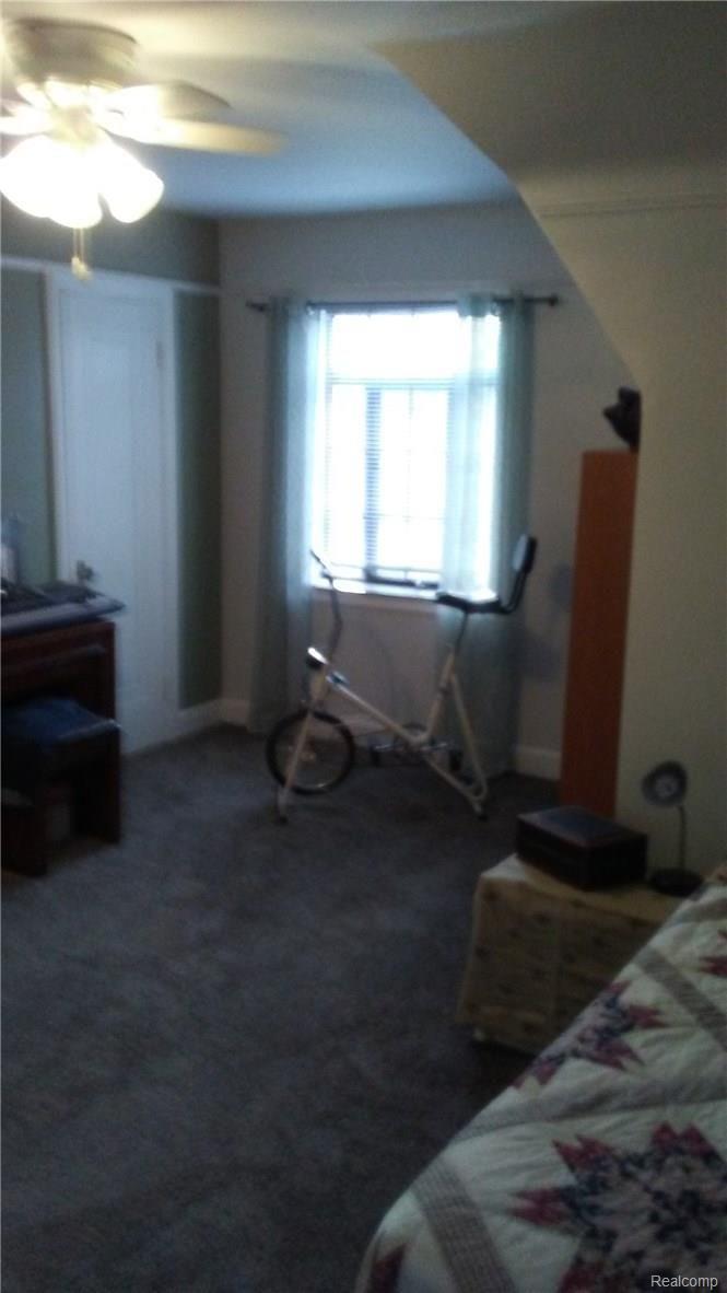 15042 Stahelin Road Detroit, MI 48223 - Photo 30 of 40 20170223_170735.jpg