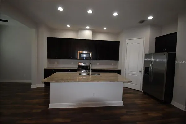 $2,695 | 1056 Parma Circle, Lake Mary, FL 32746