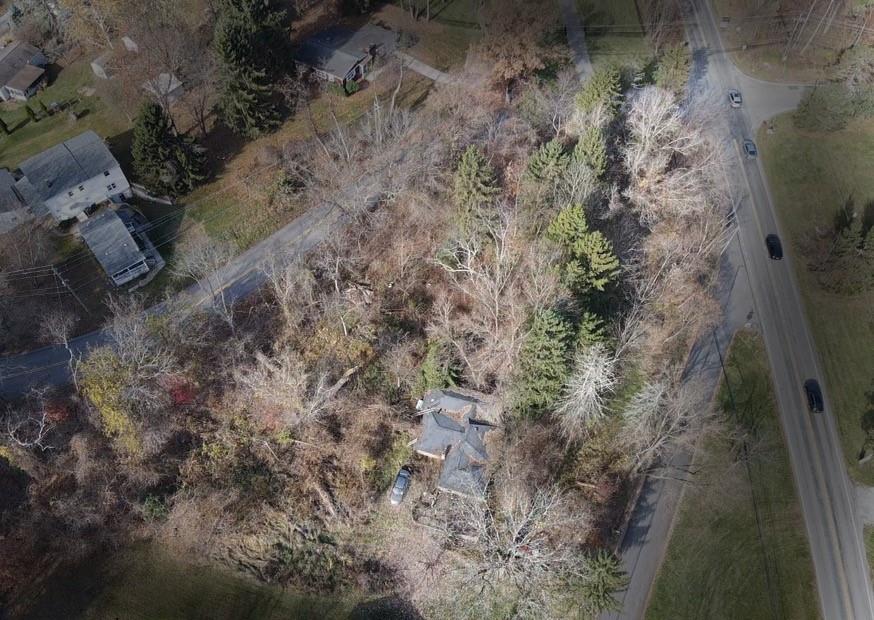 667 Boyer Road Venetia, PA 15367 - Photo 3 of 8 a view of a yard