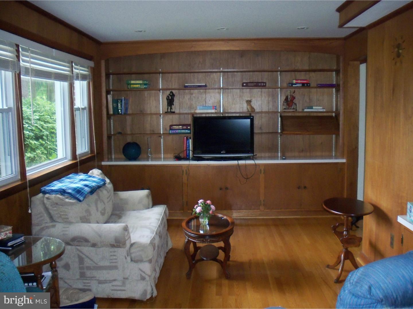 9 Lawnside Road Cheltenham, PA 19012 - Photo 6 of 19 Gallery Image 6