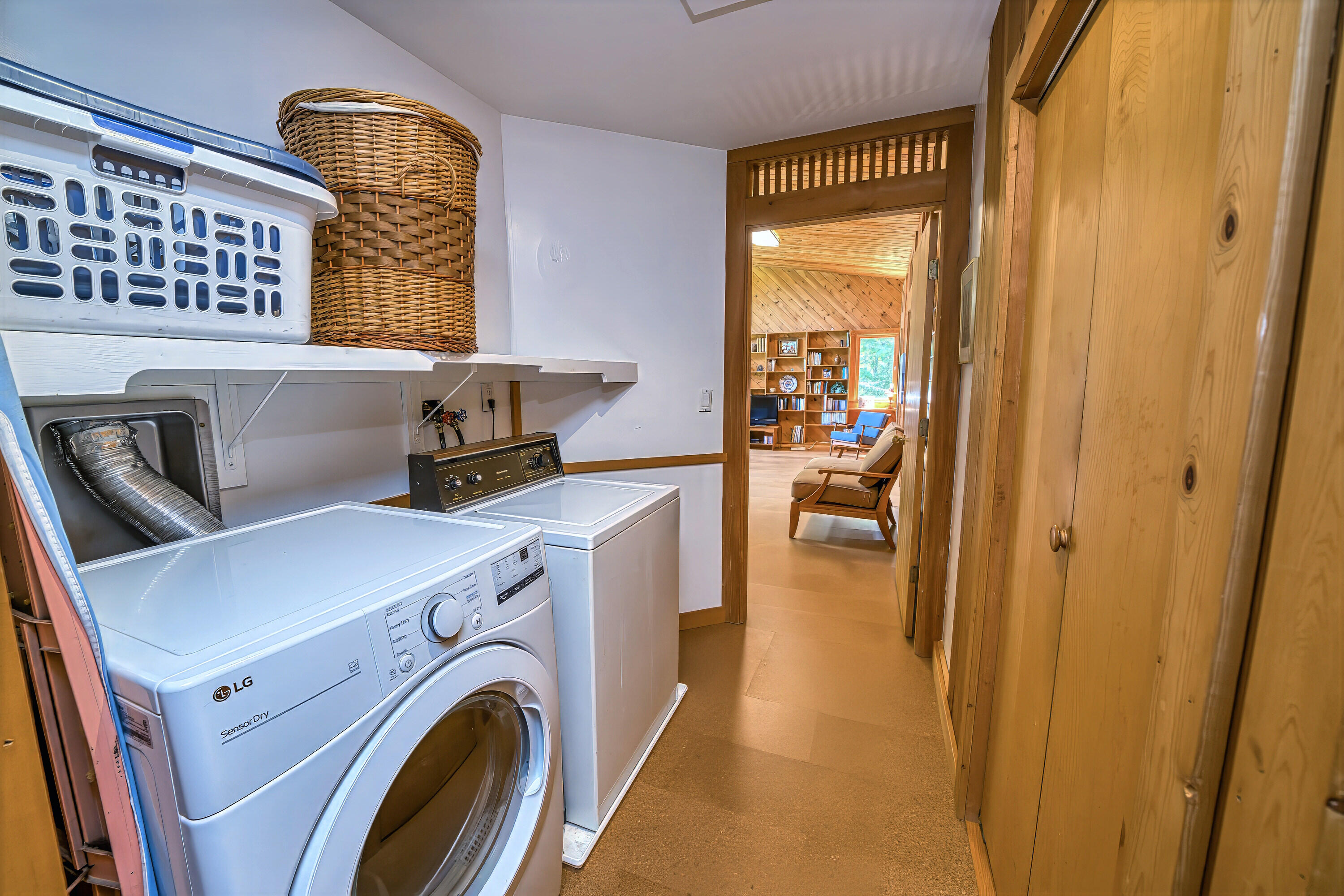 557 S Road Holden, ME 04429 - Photo 17 of 34 First floor Laundry
