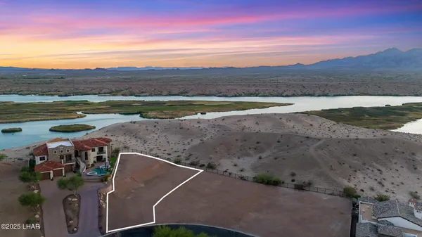$399,000 | 1718 East Tradition Lane, Lake Havasu City, AZ 86404