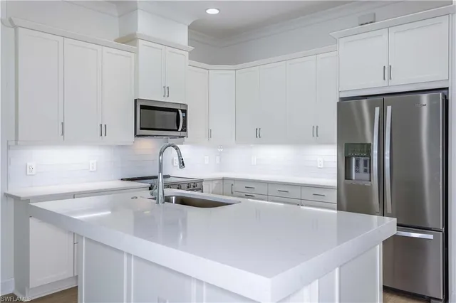 $857,259 | 9004 Calypso Court, Naples, FL 34113