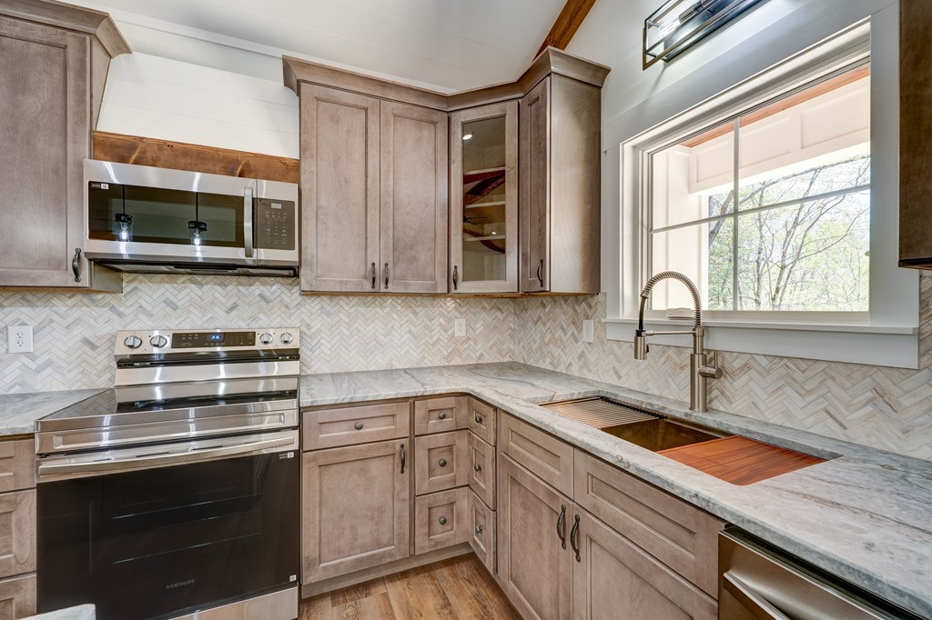 1455 Hap Holt Road Ellijay, GA 30540 - Photo 7 of 23 Gallery Image 7