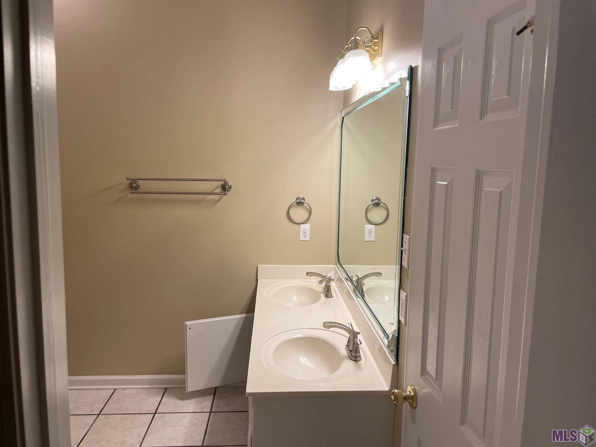 3331 Myrtle Grove Drive Baton Rouge, LA 70810 - Photo 8 of 10 Gallery Image 8