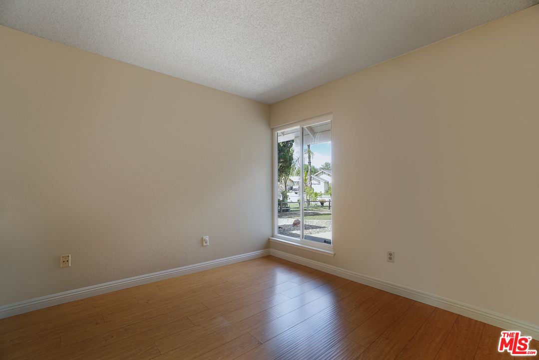 11166 Cameron Drive Riverside, CA 92505 - Photo 14 of 17 Gallery Image 14