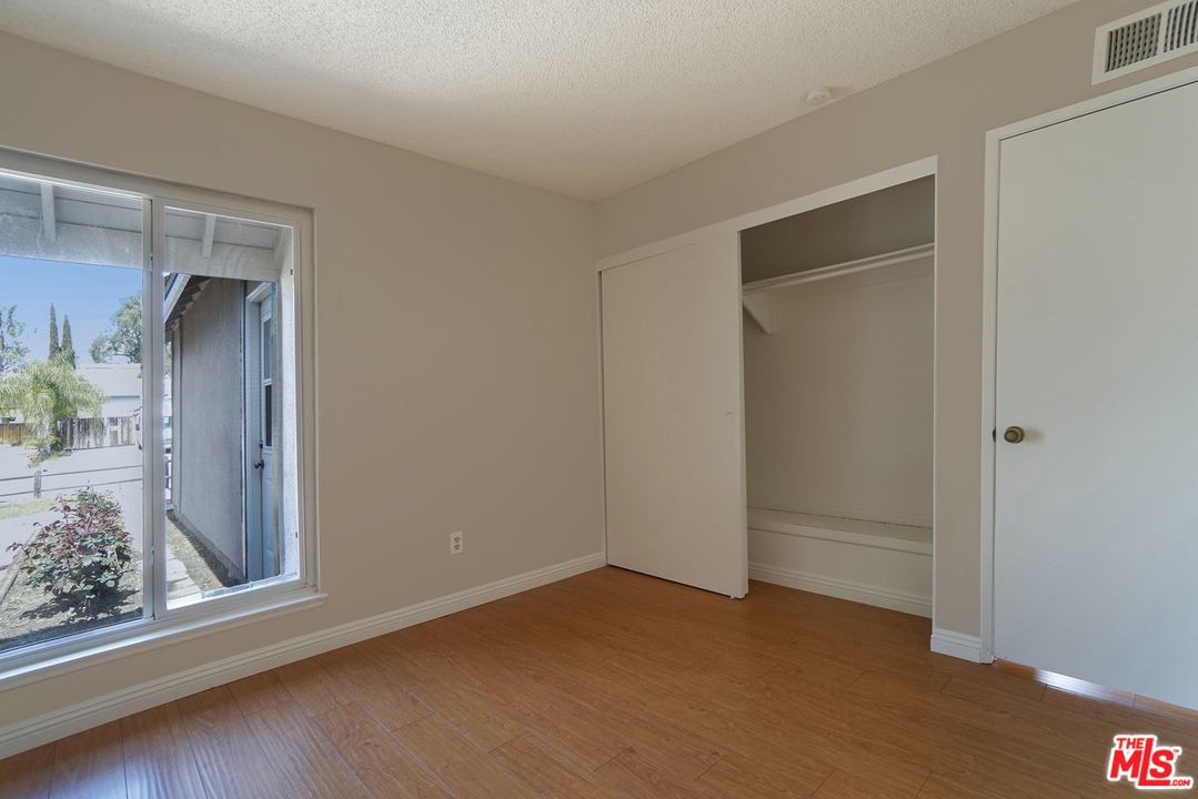 11166 Cameron Drive Riverside, CA 92505 - Photo 15 of 17 Gallery Image 15